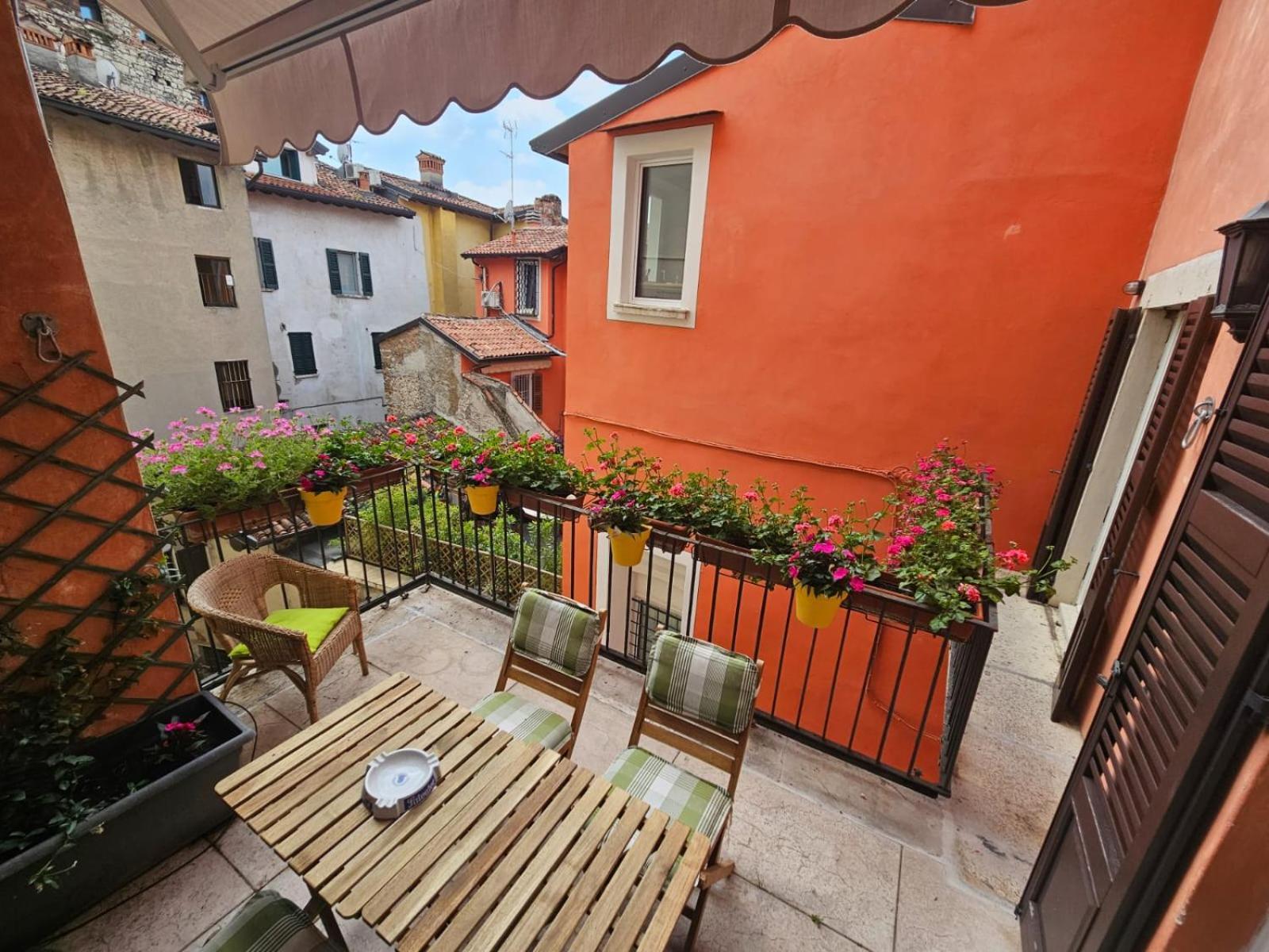 Ferienwohnung Il Cortiletto- Le Piazze Brescia Exterior foto